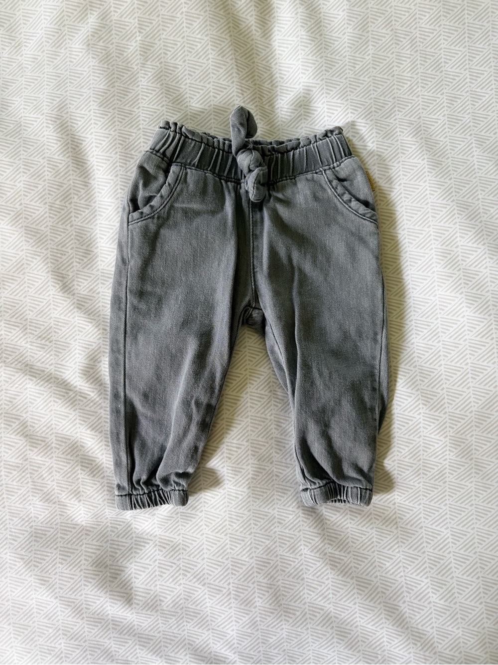 Noppies 2-4 month Gray knot Jogger Pants